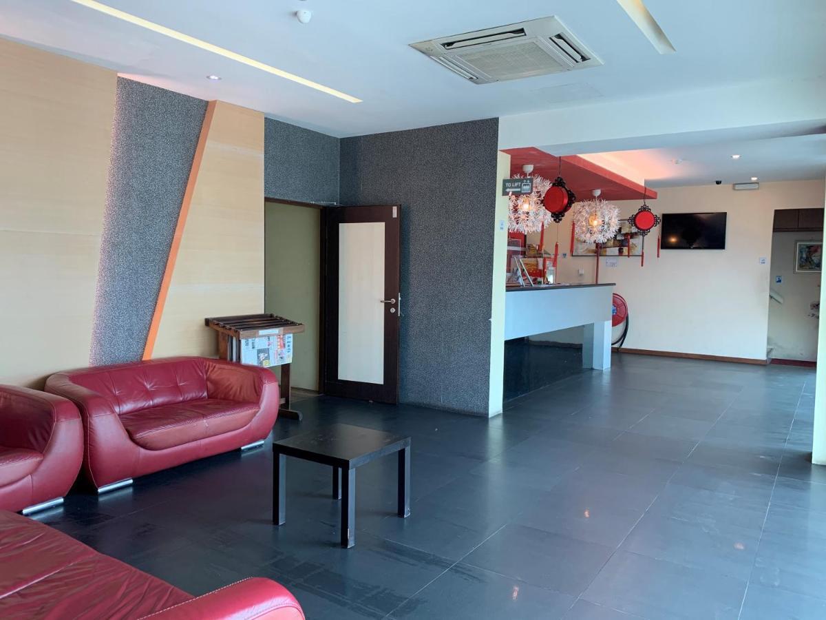 Mcity Inn Miri Kültér fotó